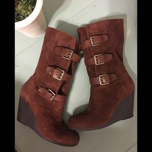 Beautiful brown wedge Nine West boots